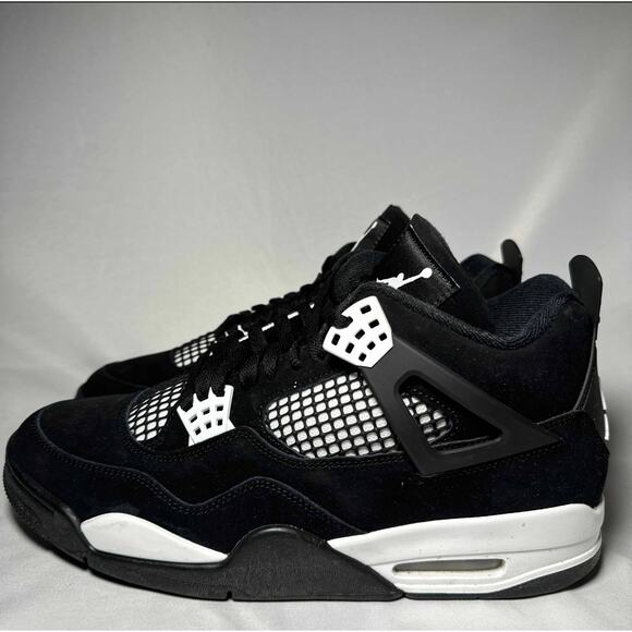 Size 10.5 - Nike Air Jordan 4 Retro White Thunder Men\'s Shoes Ships Now main image 10